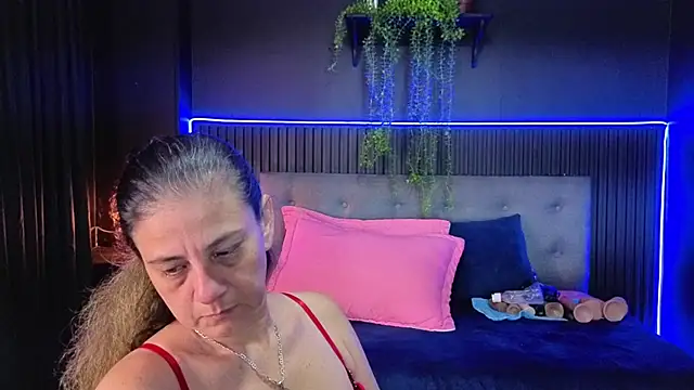 sasi_luna webcam