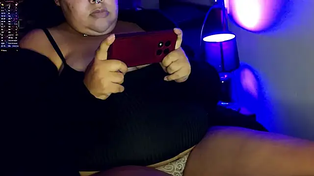 xlatinastar webcam