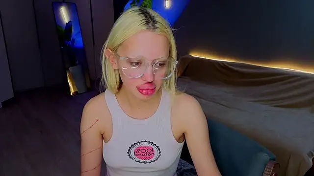Luna_Beverly webcam