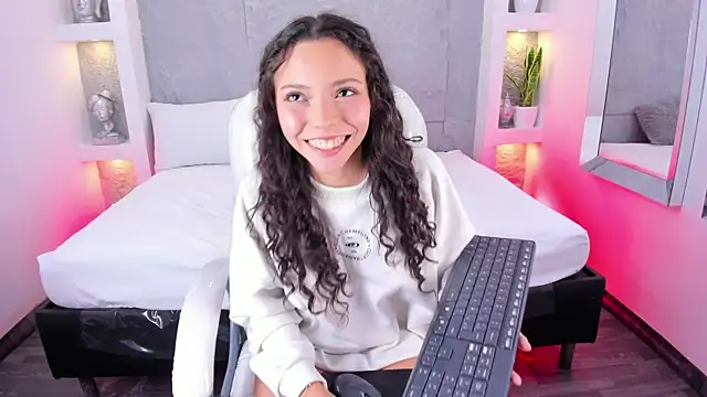 Mia_honey3 webcam