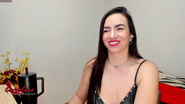 caroline_host webcam