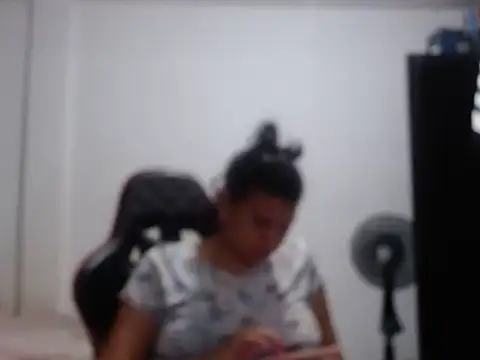 Adriana_0312 webcam