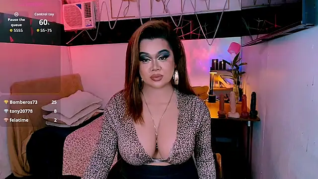 asiankatyhuge webcam