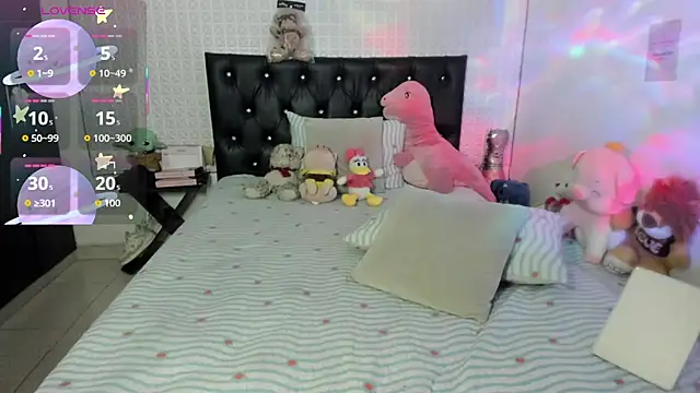 redgirlofficial webcam