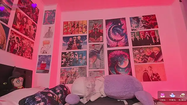 MissCurvyTop webcam