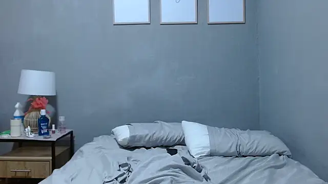 Sonyasays webcam