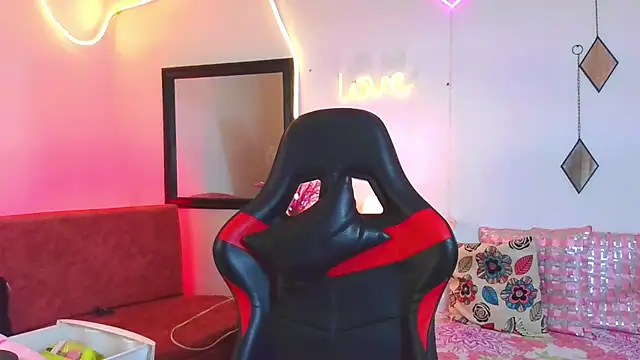 Megaan_Greey webcam