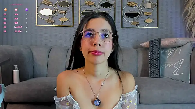 laraa_jeean webcam