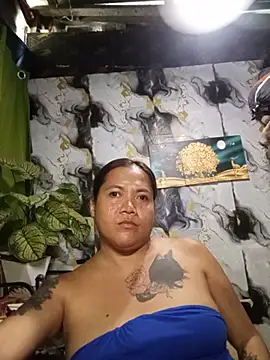 TabooSHOWgirl18 webcam