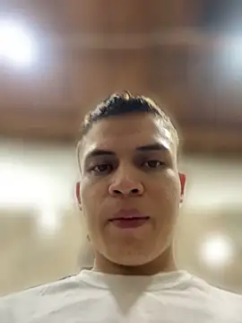 _Leo_Boy webcam