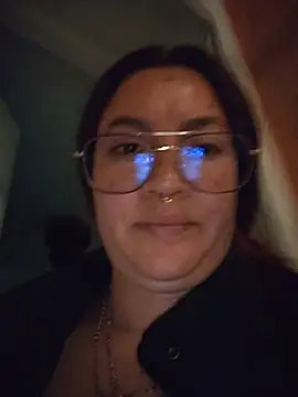 samm_curvy webcam