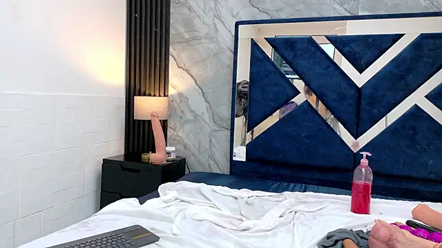 KarinaSimonz webcam