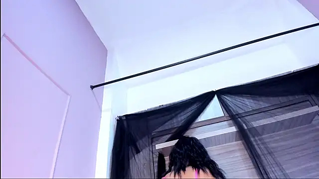 AllieBennet webcam