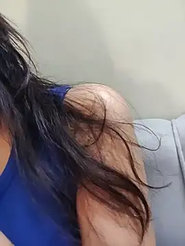 Hey-anamika live cam on StripChat