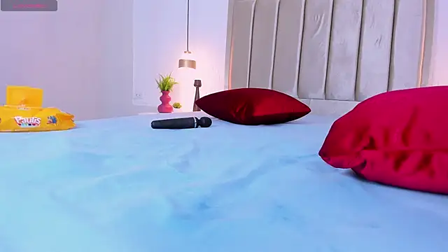 aisha_k webcam