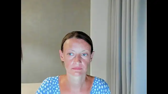 VelvetZara webcam