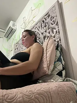 Scarlett_Noil webcam