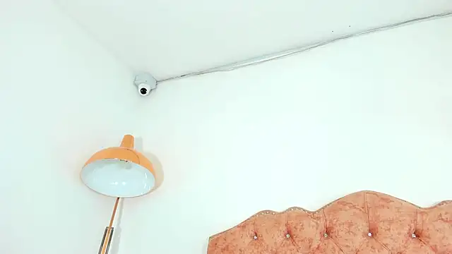 Honey__Black_18 webcam
