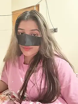 Joya-202 live cam on StripChat