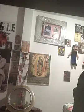 elpeluchenegroxxx3 webcam