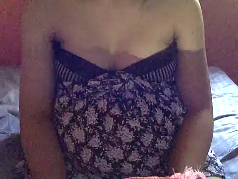 spankmybootyxxx live cam on StripChat
