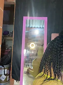 Jessyivonne webcam