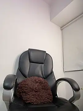 NINI__MOON__ webcam