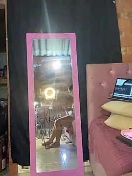 Jessyivonne webcam