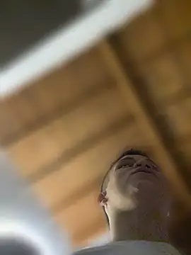 _Leo_Boy webcam
