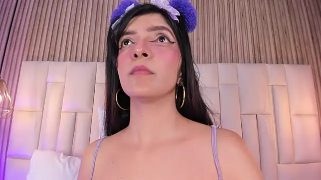 LisaLain webcam