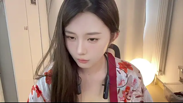 yiyi5588 webcam