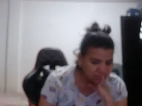 Adriana_0312 webcam