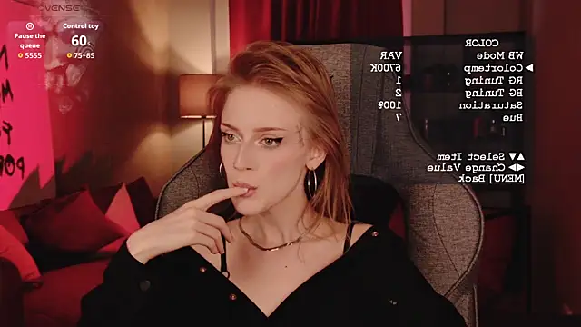 KiraMontoya webcam