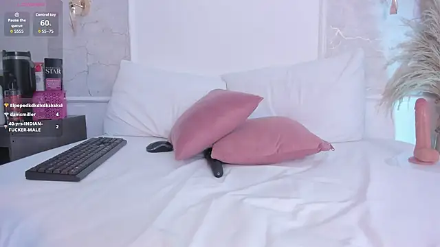 cristina_gallardo live cam on StripChat