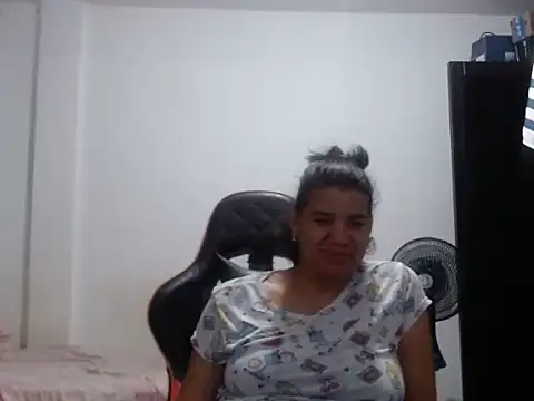 Adriana_0312 webcam