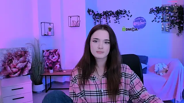 liana_kisses webcam