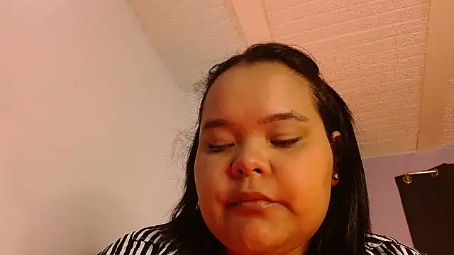 sexychubby___ webcam