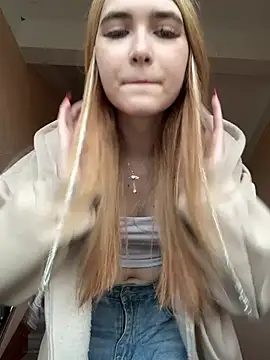 MarlboroWeb Live Webcam on Stripchat