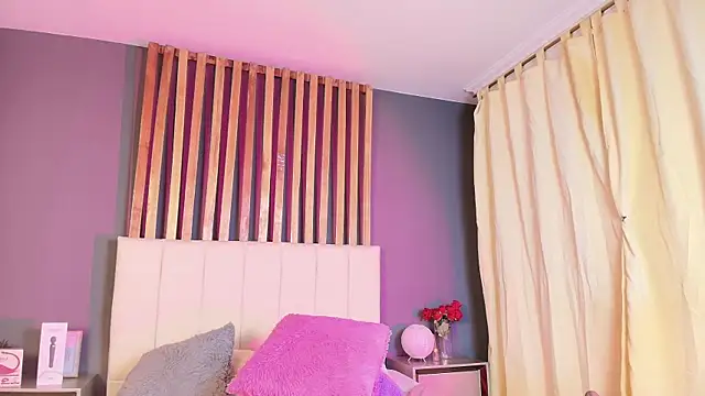 DeboraEvans webcam
