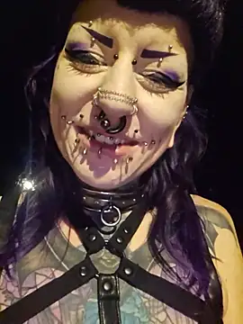 Purple_Coffin666 webcam