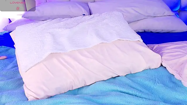sweetieluna01 webcam