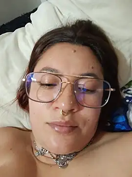 samm_curvy webcam