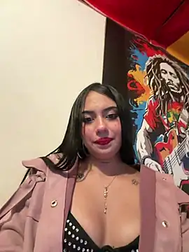 LilacNoir webcam