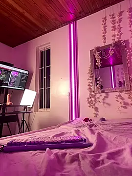 Taliaaa_Paris webcam
