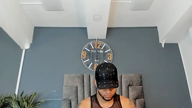 Robin_Rief live cam on StripChat