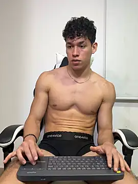 Luke_Muscle