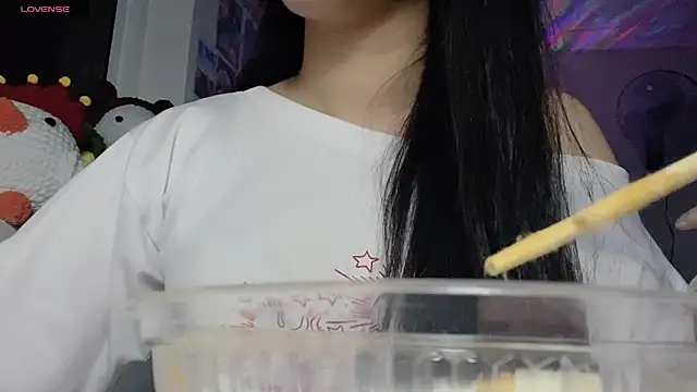 Tieu-May webcam