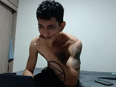 dylan_kross webcam