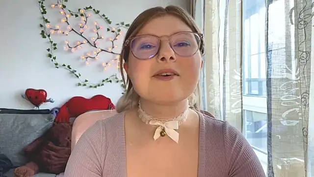 YukiBlush webcam