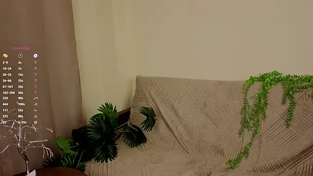 ImmortalWaifu live cam on StripChat